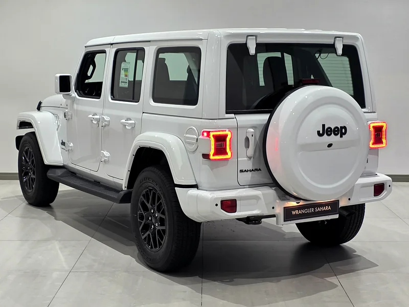 Get offer Now !! Jeep Sahara 4doors white  edition 202563398600615938112