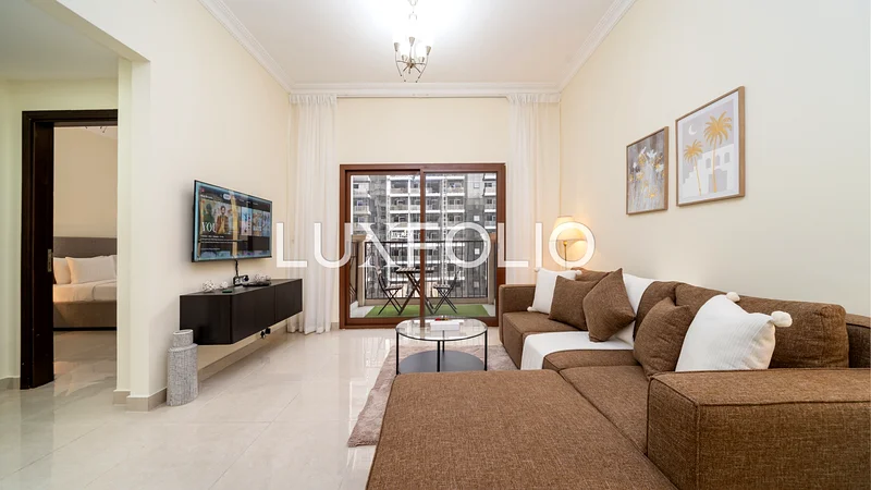 Bright & Stylish 2 Bed Home | Opposite Circle Mall63835395477121111