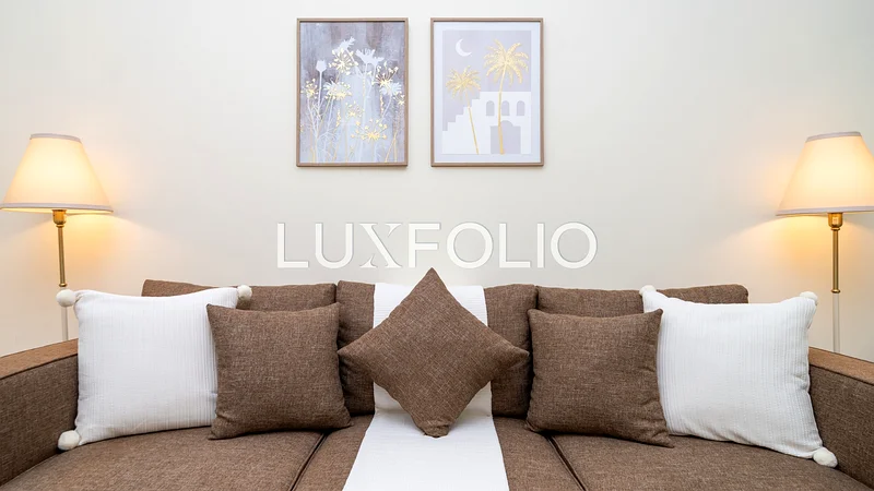 Bright & Stylish 2 Bed Home | Opposite Circle Mall63835395477121112