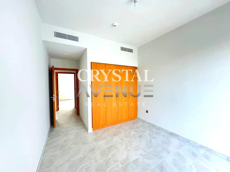 واسع | قطعة أرض كبيرة | غير مفروش | موقع متميز63493803493635111