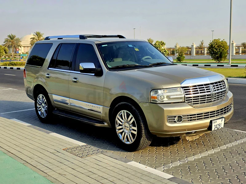 لينكولن نافيغاتور 2008 ️ اجتازت RTA V863613734275843112