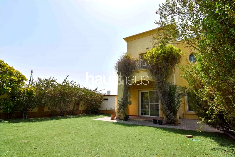 Best priced 2E | Corner plot | Vacant63922512696195110