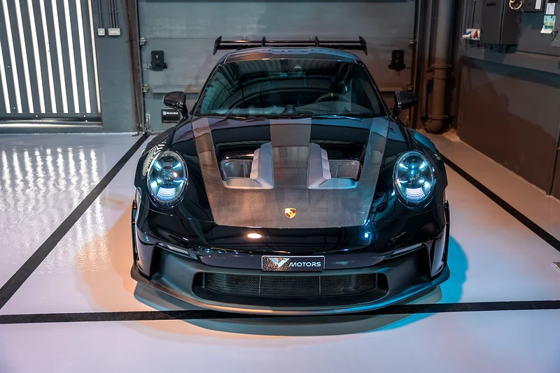 بورش 911 جي تي 3 آر إس 2024، حزمة فايساخ، دول مجلس التعاون الخليجي63398650329090111