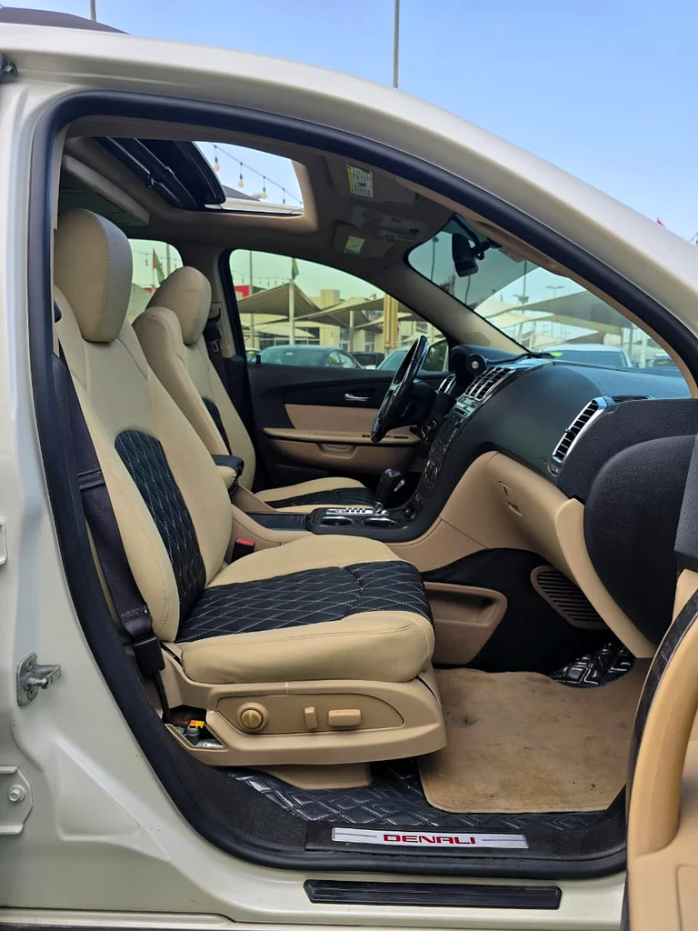 GMC ACADIA DENALI 2012 GCC AWD best offer63398472724226112