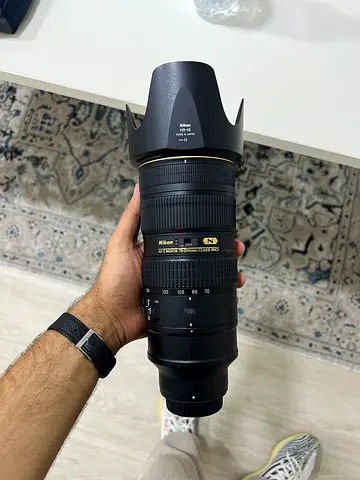 Nikon 70-200MM F2.8 VR Lens Pristine Condition