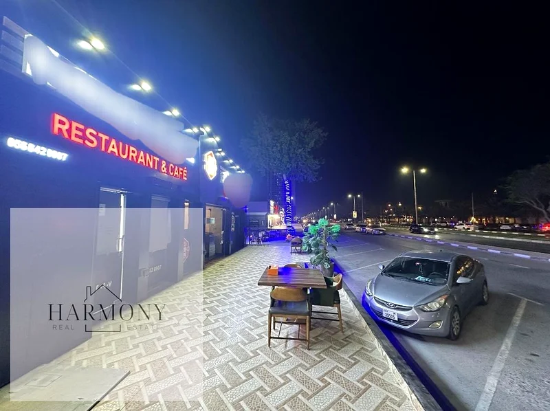 فيلا رأس الخيمة كورنيش ل مطعم جاهز للعمل فوراً لترخيص الشيشة مع تناول الطعام داخل وخارج المطعم63818030550019114