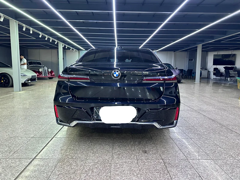 BMW 740Li x  Drive   2024| European Specs | Black Exterior  White  Interior | Luxury63411930890241113