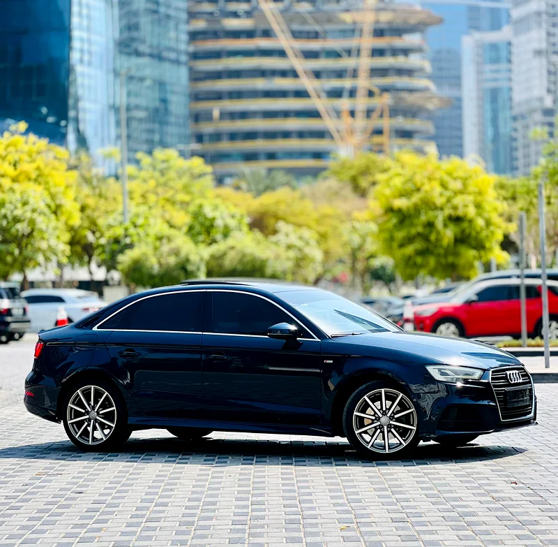 A3 Sedan Design 2.0 TFSI S Tronic - 2017 GCC Specs in excellent condition63398614460161112