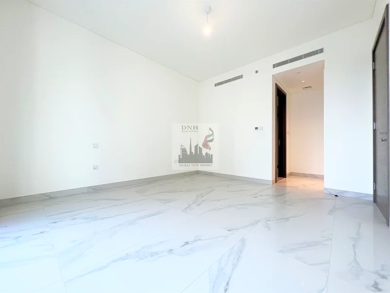 تخطيط واسع | غير مفروش | موقع متميز64016170106753111