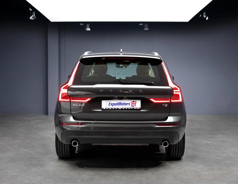 1,895x60 • 0% DP •  2020 Volvo XC60 T5 Base 249 BHP• Volvo Warranty/ Service • GCC63398487491969113