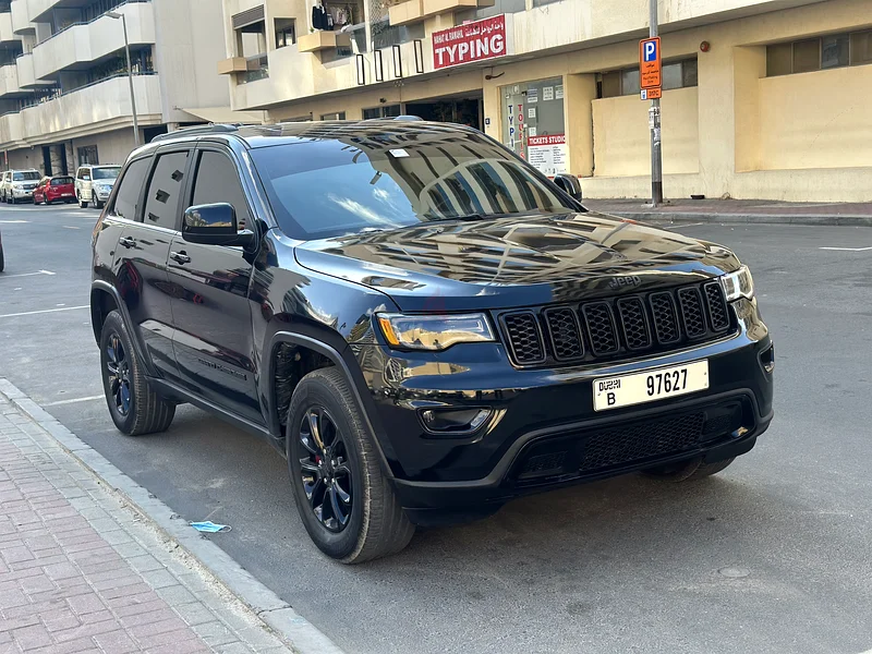 2021 Jeep Grand Cherokee Laredo   – Like New63398604793091113