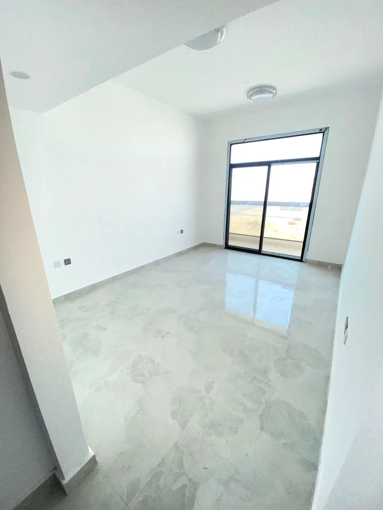 الجروف 3 - غرفة نوم واحدة، وصالة، وحمامين مع بلكونة، أول ساكن، بسعر 32 ألف63714266768001110