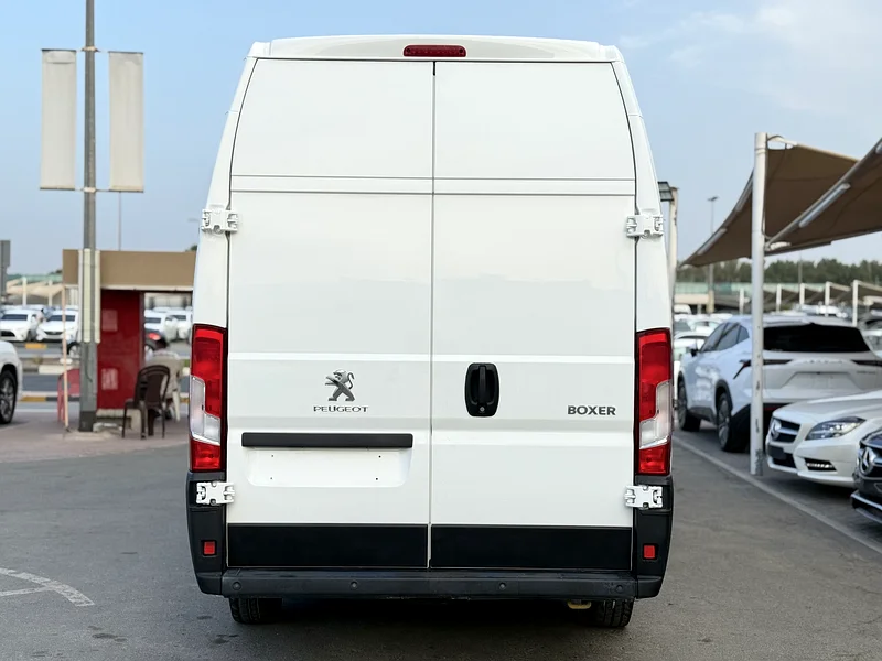 Peugeot Boxer 2023 model, Gulf, manual transmission63398485701634114
