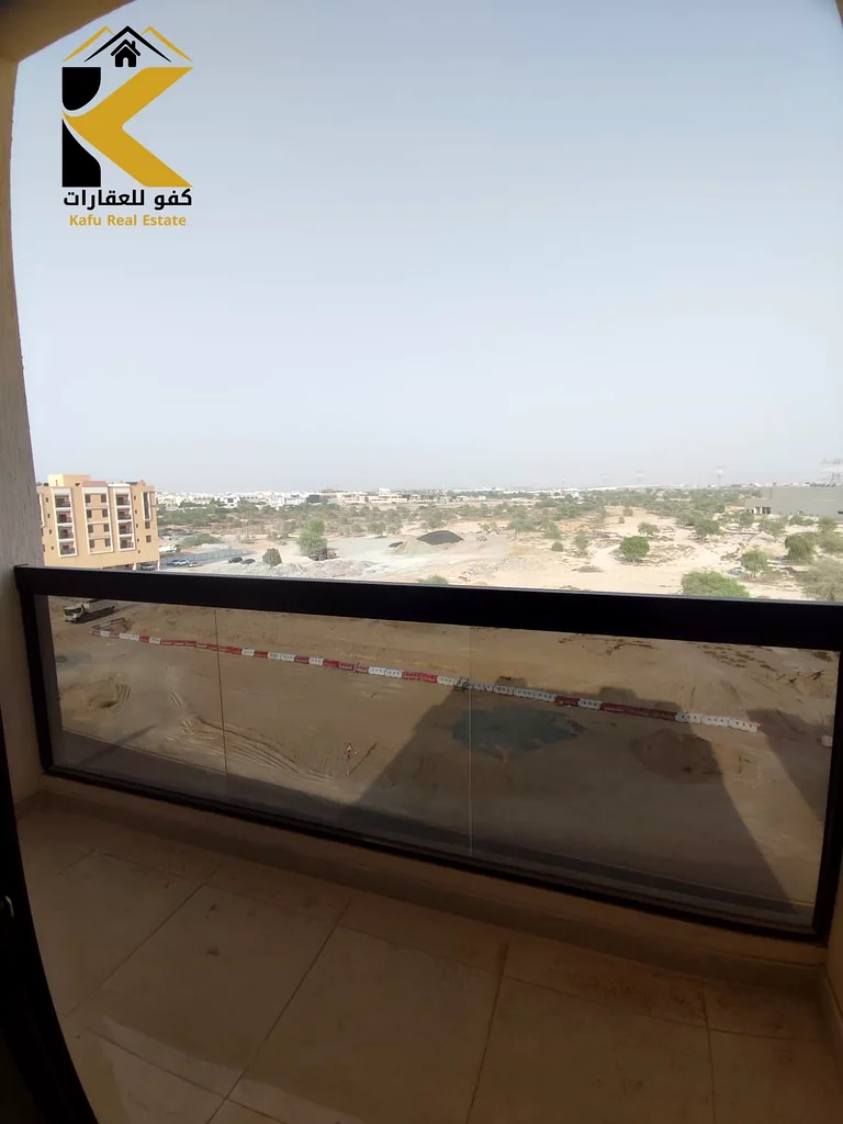شقة فاخرة بإطلالة مباشرة على الشارع الرئيسي في المويحة، تتميز بتصميم عصري وتشطيبات راقية وراحة على طراز الفنادق وميزة أول ساكن63715301662722111