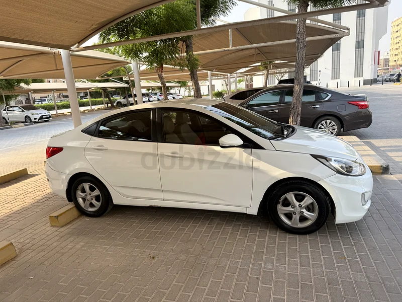 سيارة بحالة جيدة جدًا، لم تتعرض لأي حادث، للبيع العاجل63406913787906111