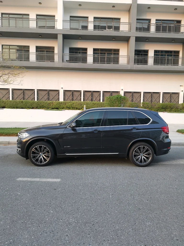 بي إم دبليو X5 50i63406212932225111