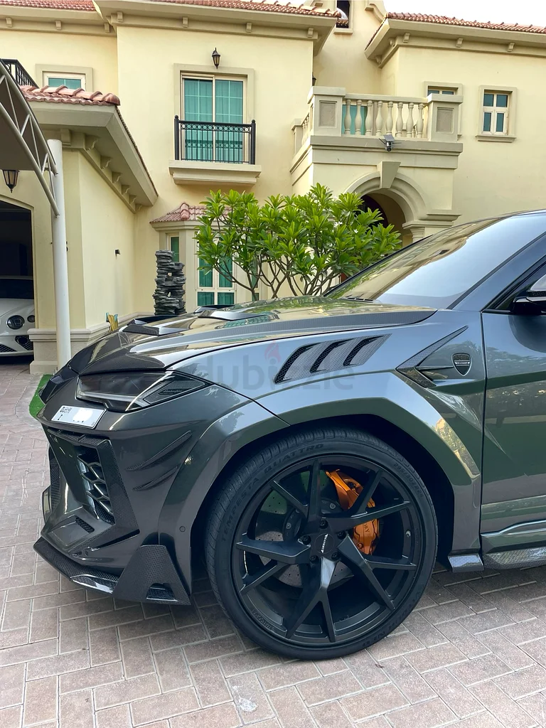 لامبورغيني أوروس طراز 2019 حزمة مانسوري63398499502337114