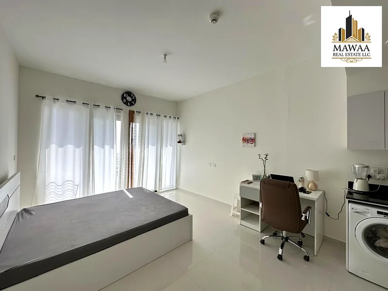 High Floor-Community View-Vacant-Ready to Move64005440231426113