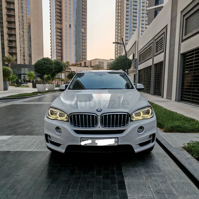 Going Cheap | BMW X5 xDrive50i – 2014 | GCC Specs | Full Option | V8 TwinPower Turbo63406212881283111