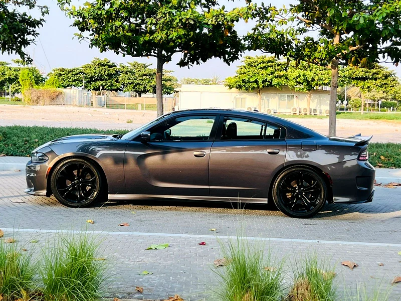 Dodge charger SXT gcc full option perfect condition63398537318657113