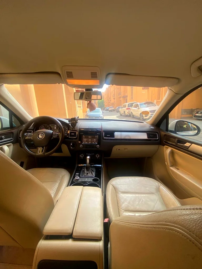 VW Touareg 2012 model GCC63398567758851113