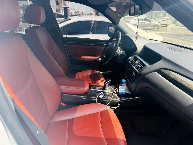 بي إم دبليو X3 2013، الموديل الأعلى xDrive 35i  
مواصفات دول مجلس التعاون الخليجي63405996131459113