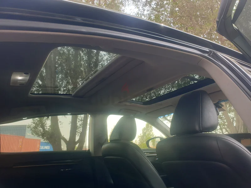 LEXUS ES350 2015 GCC PLATINUM PANORAMIC ROOF SINGLE OWNER WITH LEXUS SERVICE HISTORY63398647086723113