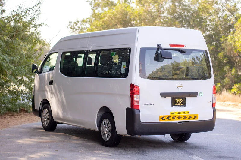 2021 Nissan Urvan High Roof 13-Seater Passenger Van | GCC Specs | Ref#N6591563412537771267113