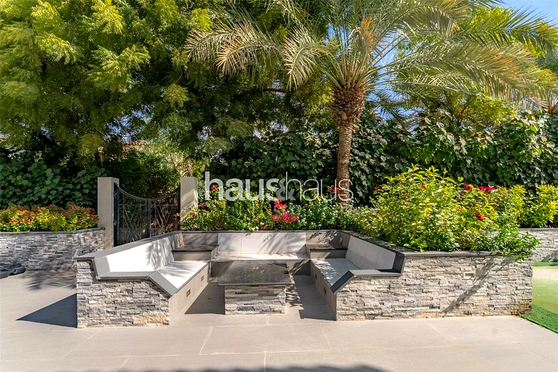 Corner Plot | Fully Upgraded and Extended63915361941761111