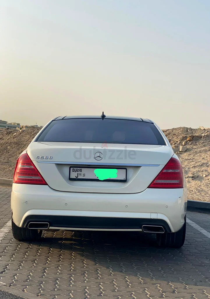 Mercedes-Benz S-Class S 500 White Excellent Suspension.  With Number Plate Dubai  J-401963399929154819112