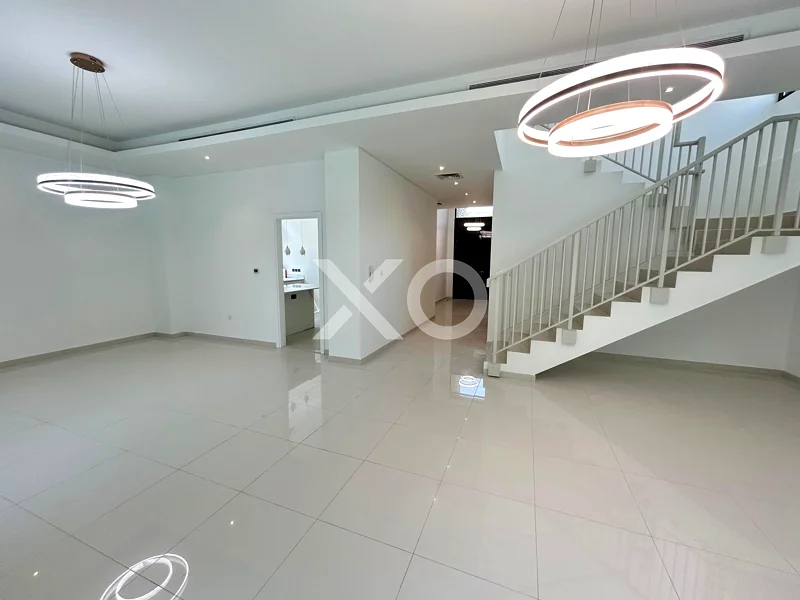UPGRADED | PRIVATE POOL | VACANT | V4 TYPE63737917580418110
