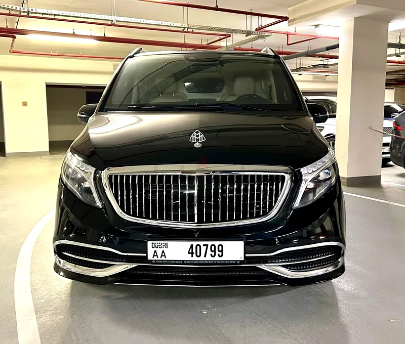 Mercedes V-Class63403705912194112