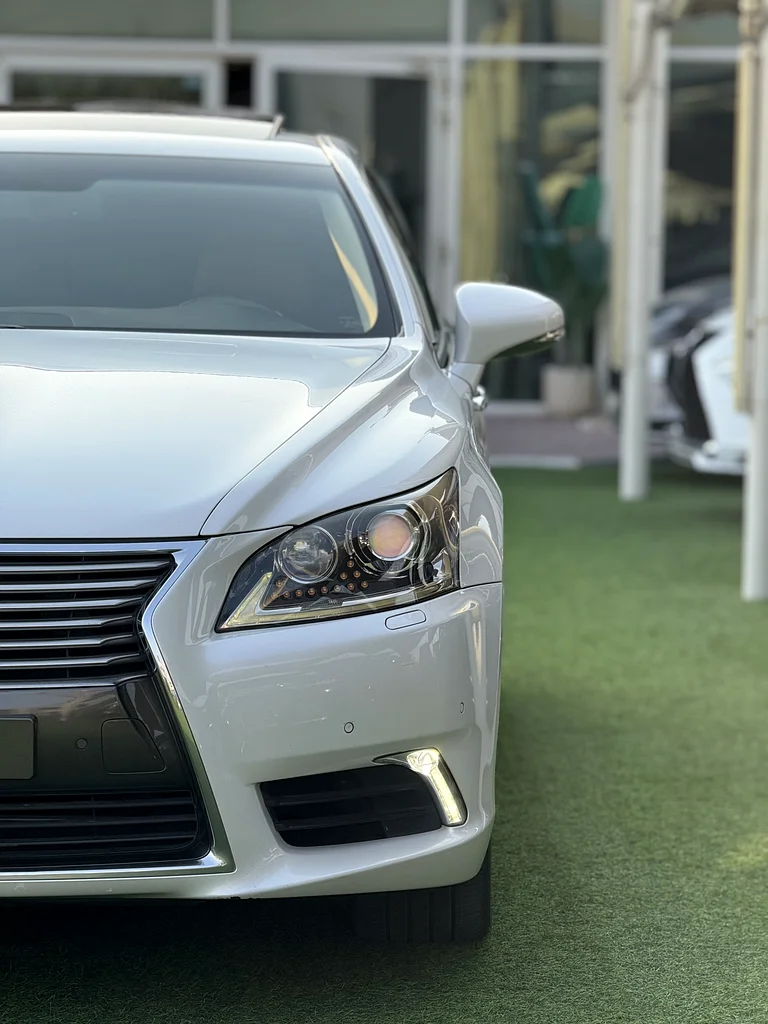 2015 Lexus LS460L63398644654849111