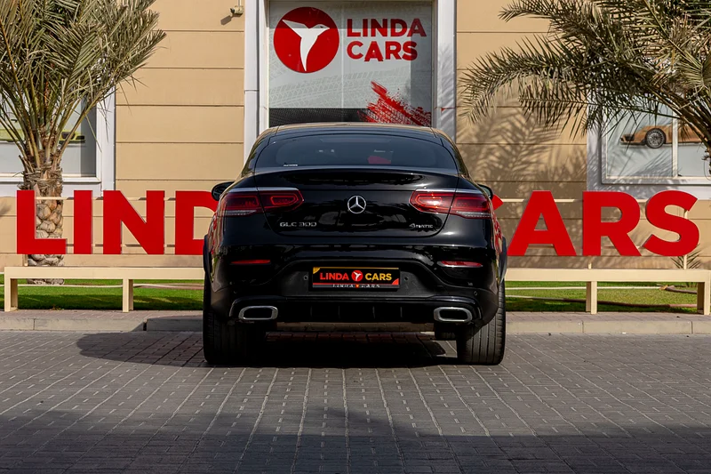 Mercedes-Benz GLC300 2023 GCC | Agency Warranty | Service Contract63399923290113113