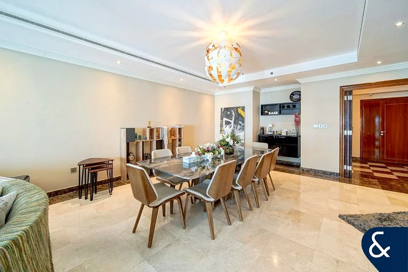 High Floor | Vacant | 3,554 Sq. Ft |64036304940675111
