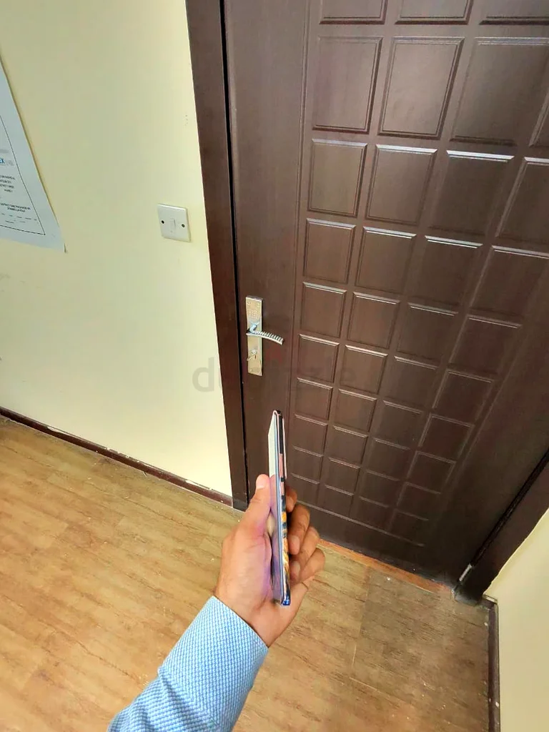هاتف محمول أنيق وعصري للبيع!63437620029699112