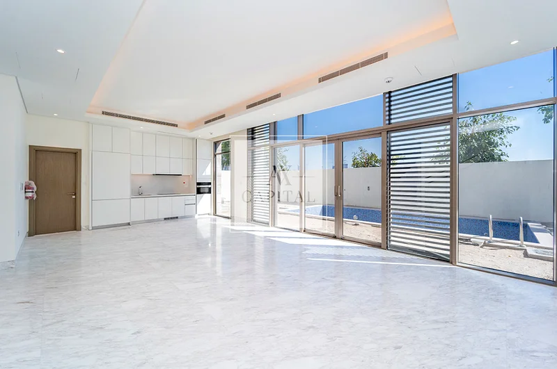 Private Pool | 12 Cheques | New | Corner unit63754624934657114