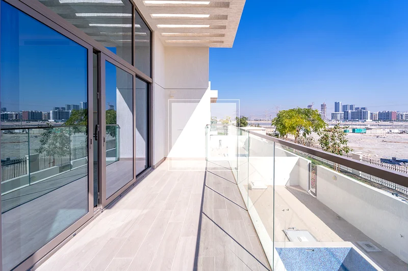 Private Pool | 12 Cheques | New | Corner unit63754624934657110