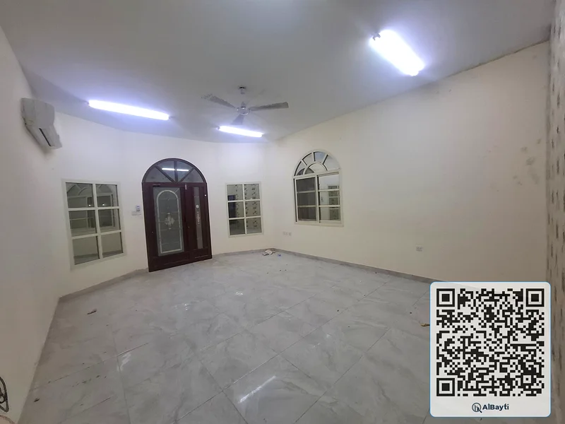 Awesome Villa Available For Sale63878915835139111