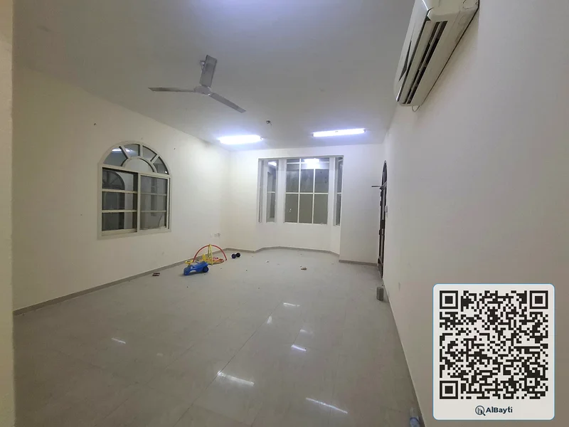 Awesome Villa Available For Sale63878915835139112