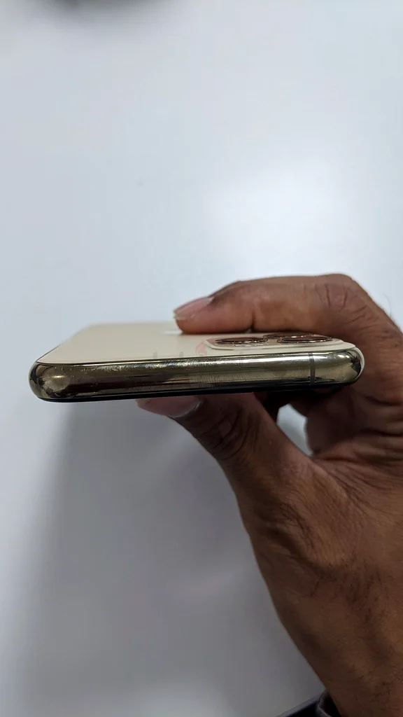 iPhone 11 Pro – 256GB Storage, Face ID Working – Excellent Condition63437619979778114
