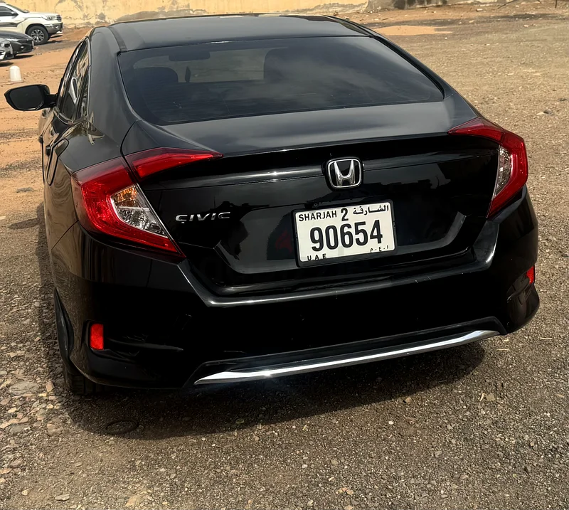 سيارة هوندا سيفيك المعروضة في حالة جيدة جدًا!63398548412290114