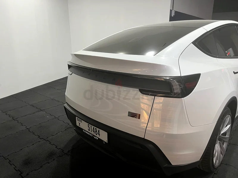 تيسلا موديل واي 2025 جديد63398506081154114