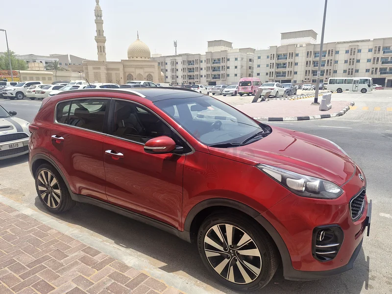 Full option Kia Sportage 2017 in excellent condition63489036037251111