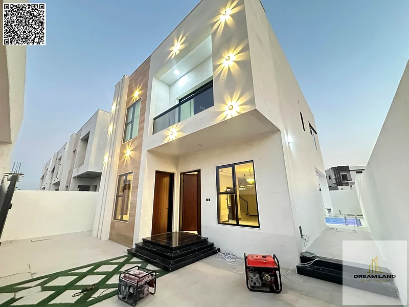 An unmissable opportunity to own a luxury villa in Al Helio 2, featuring 4 bedrooms, 6 bathrooms, and a private pool. Modern design with a luxurious l63891577361537112