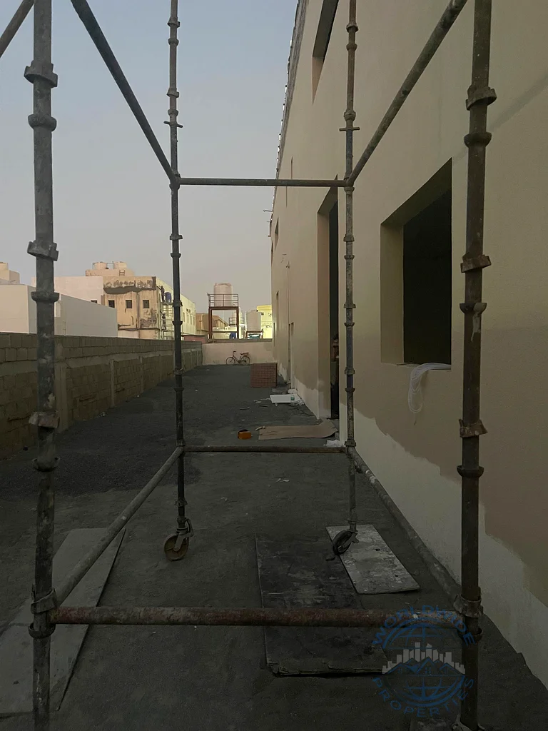 WAREHOUSE ||| TOTAL SIZE 9000 Sq ft (WITH MEZZANINE FLOOR) ||| HIGH ELECTRICITY 100-KW ||| RENT 400,000/-63402800762497113