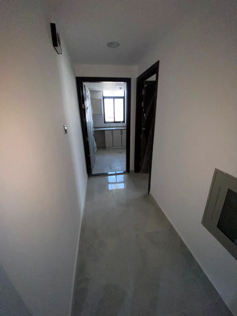 🏡 Annual rental in Ajman – Al Jurf 3 🏡✨ First tenant – Prime location – High-end finishing📍 Location: Al Jurf 3, near the main road and the Dubai a63712240098817114
