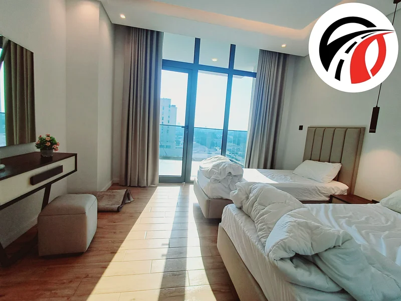 شقة مفروشة بالكامل مطلة على المسبح من نوع 2 بيدروم جاهزة للانتقال63958523739905112