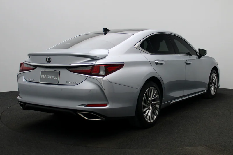 LEXUS ES-350 Sedan P 3.5L AT Platinum63397395278723112