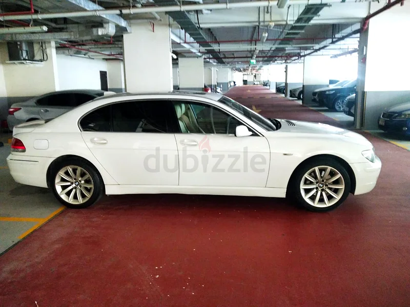سيارة BMW 730Li لعام 2008 معروضة للبيع63410251881985111